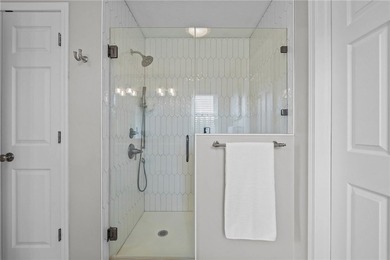 PRISTINE CONTEMPORARY COLONIAL ON A QUIET INTERIOR LOOP STREET! - photo 29