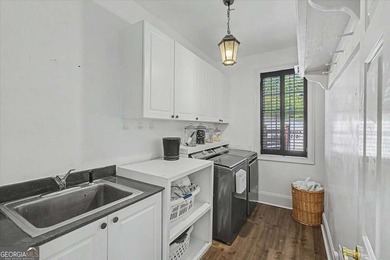 Welcome to 106 Gold Leaf Court - a stunning all-brick estate - photo 29