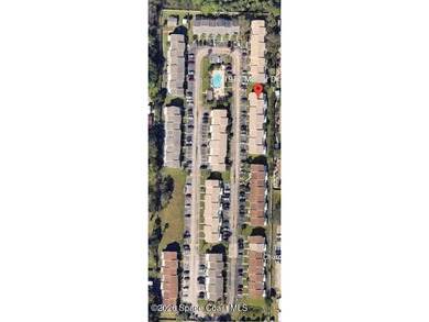 Welcome to Windsor Park, a small community of townhomes in the - photo 32