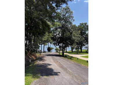Are you looking for land to build on with water access to the - photo 6