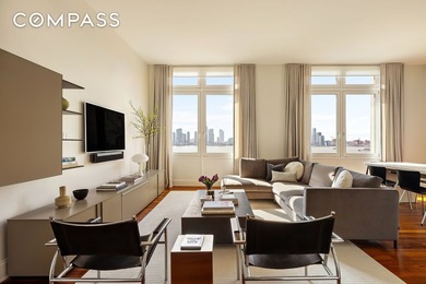Perfectly positioned in Ultra-Prime Tribeca, alongside 67 and 70 - photo 1