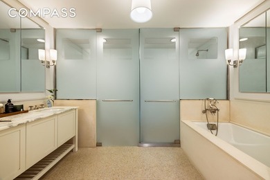 Perfectly positioned in Ultra-Prime Tribeca, alongside 67 and 70 - photo 10
