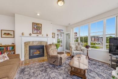 Enjoy lakefront living in the sought-after Park Shore - photo 11