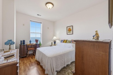 Enjoy lakefront living in the sought-after Park Shore - photo 23