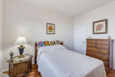 Enjoy lakefront living in the sought-after Park Shore - photo 24