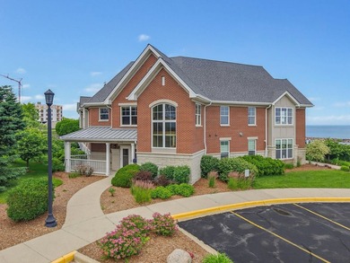 Enjoy lakefront living in the sought-after Park Shore - photo 25