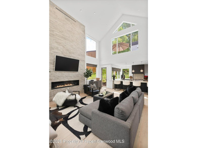 Discover ultimate luxury in this newly built home in Aspen's - photo 10