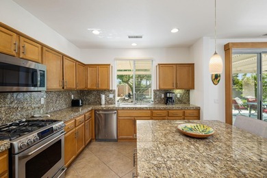 Welcome to this beautifully maintained Mauree floor plan in - photo 12