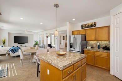 Welcome to this beautifully maintained Mauree floor plan in - photo 14