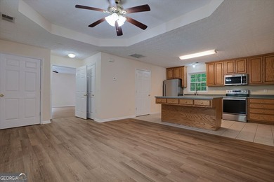 Enjoy peaceful country living with the convenience of nearby - photo 14
