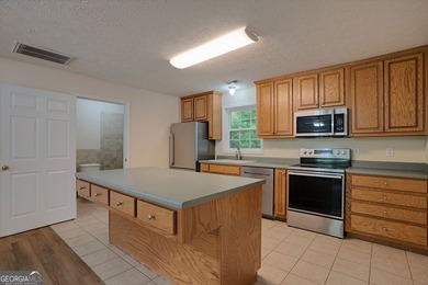 Enjoy peaceful country living with the convenience of nearby - photo 17