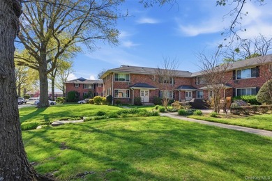 Welcome to this beautifully maintained and move-in ready - photo 18
