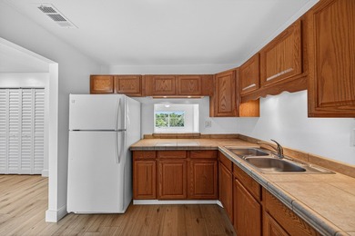THIS IS IT! Completely upgraded and renovated 2 bedroom, 2 bath - photo 18
