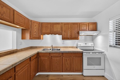 THIS IS IT! Completely upgraded and renovated 2 bedroom, 2 bath - photo 20