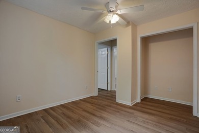 Enjoy peaceful country living with the convenience of nearby - photo 31