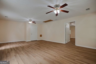 Enjoy peaceful country living with the convenience of nearby - photo 33