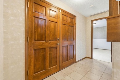 MLS# 293614 Welcome to this beautifully updated North Richland - photo 4