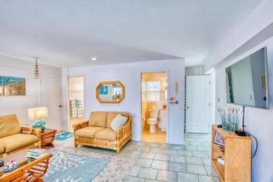 WATERFRONT BEAUTIFULLY RENOVATED DUPLEX 330-340, 2BR 2BA Upper - photo 46