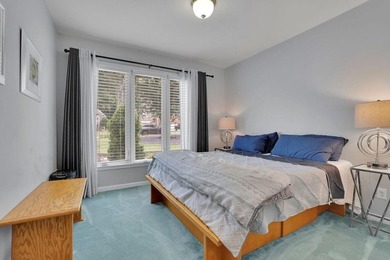 Stunning, 4BR/2BA move-in ready ranch in Roswell's highly - photo 27