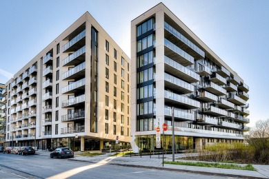 Lake Home For Sale in Montréal (Le Sud-Ouest),
