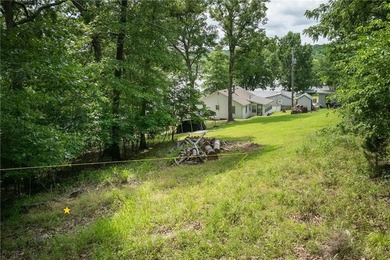 Welcome to this charming 3-bedroom, 2-bath home nestled near - photo 44