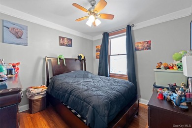 Welcome to this beautifully maintained single-family home - photo 7