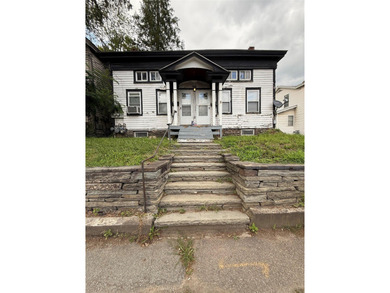 Delaware River Townhome/Townhouse For Sale in Hancock New York