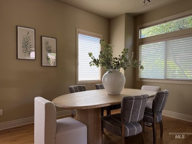 $10,000 SELLER CONCESSION!! Under $700,000 in Banbury Meadows!! - photo 4