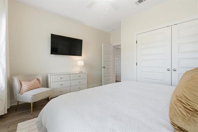 *Now offering $5,000 towards buyer's closing costs and the full - photo 31