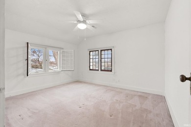 Beautiful Island Park Home on Hamilton Lake features 80ft of - photo 20