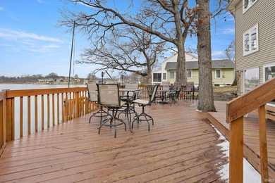 Beautiful Island Park Home on Hamilton Lake features 80ft of - photo 30