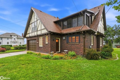 Perched on a corner lot with sweeping views of the Mississippi - photo 35
