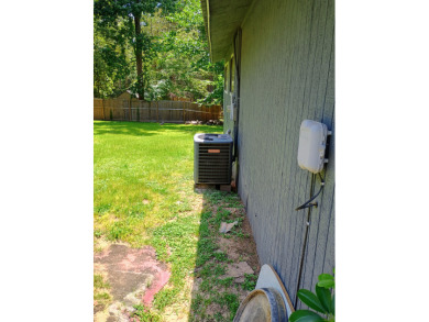 Lake Community, Golf Cart Friendly, Quaint Country Home - photo 26