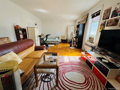 Experience the perfect blend of space, light, and convenience in - photo 6