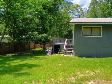 Lake Community, Golf Cart Friendly, Quaint Country Home - photo 27