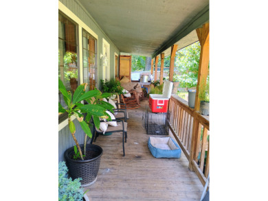 Lake Community, Golf Cart Friendly, Quaint Country Home - photo 4