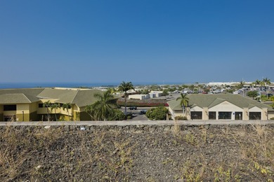 LOCATION! Conveniently located in Kailua-Kona town, close to all - photo 18