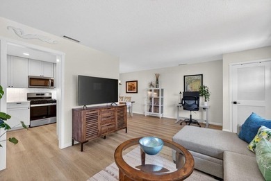 Two turn-key homes on one large lot with extra building area and - photo 20