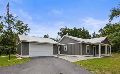 Welcome to your private slice of country paradise in Webster - photo 1