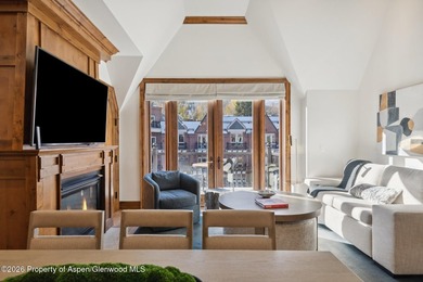 2024 renovations completed (including new decor, furniture - photo 3