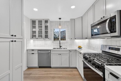 Two turn-key homes on one large lot with extra building area and - photo 26