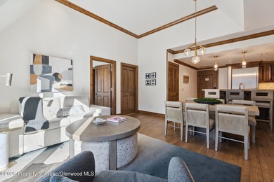 2024 renovations completed (including new decor, furniture - photo 7