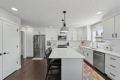Meticulously maintained by its original owner, this stunning - photo 27
