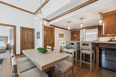 2024 renovations completed (including new decor, furniture - photo 8