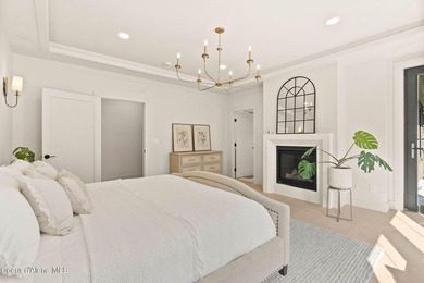 This striking beauty is a perfect example of combining luxury - photo 32