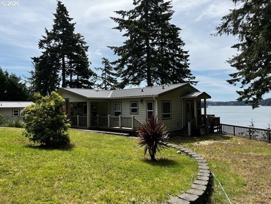 Experience the beauty of lakefront living with this exceptional - photo 34