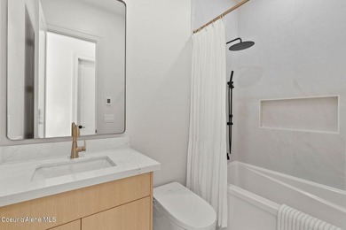 This striking beauty is a perfect example of combining luxury - photo 38