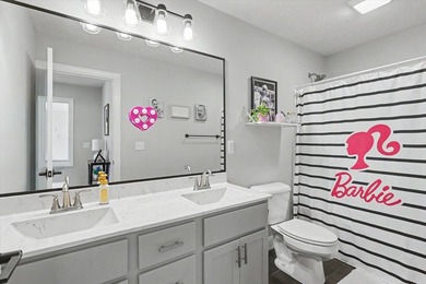 Meticulously maintained by its original owner, this stunning - photo 38