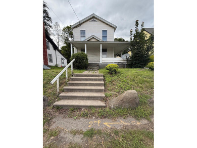 Delaware River Home For Sale in Hancock New York