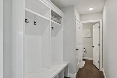 Meticulously maintained by its original owner, this stunning - photo 46